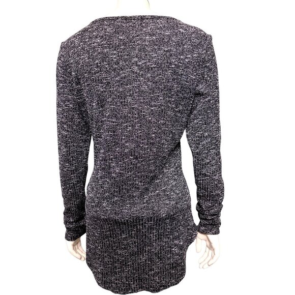 Almost Famous Black White Knit Strappy Front V Neck Thin Sweater Size Large - Picture 3 of 10